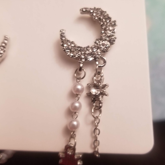 Rhinestone Pearl Moon Earrings - Picture 2 of 4